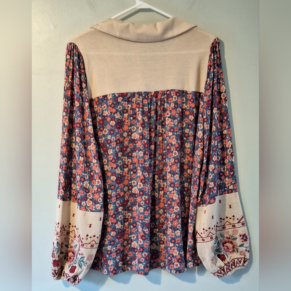 Savanna Jane Embroidered Top - S - Picture 3 of 10